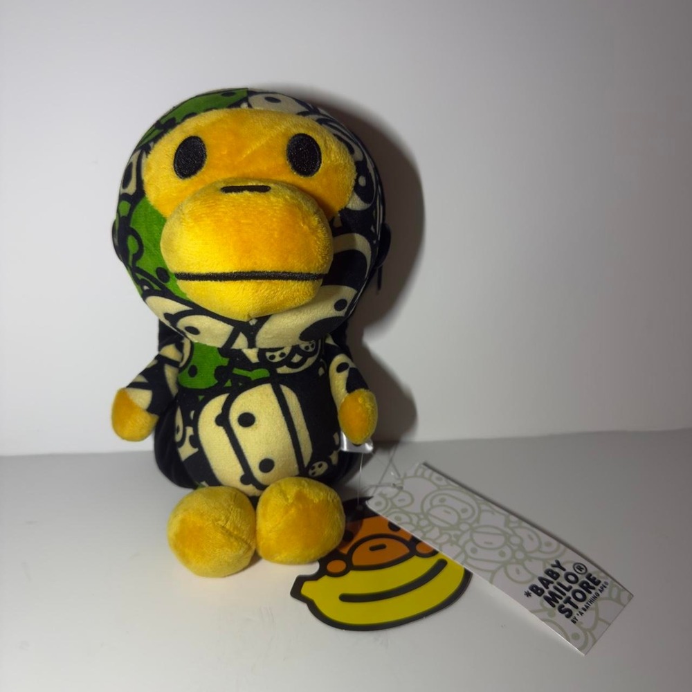 BAPE Baby Milo Plush Mobile Bag Green Camo Crossbody Phone Pouch Lanyard NWT